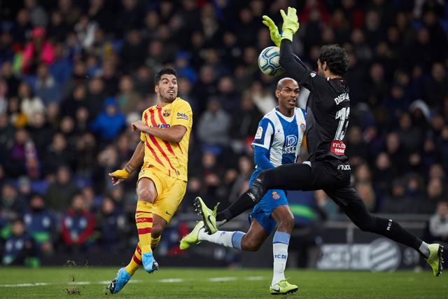 杨瀚森的两面人生：一天内的机遇与困境